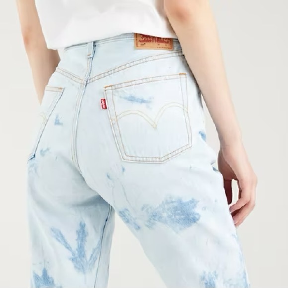 LEVI’S 501 Original Cropped in Scribble Wash - Picture 1 of 9